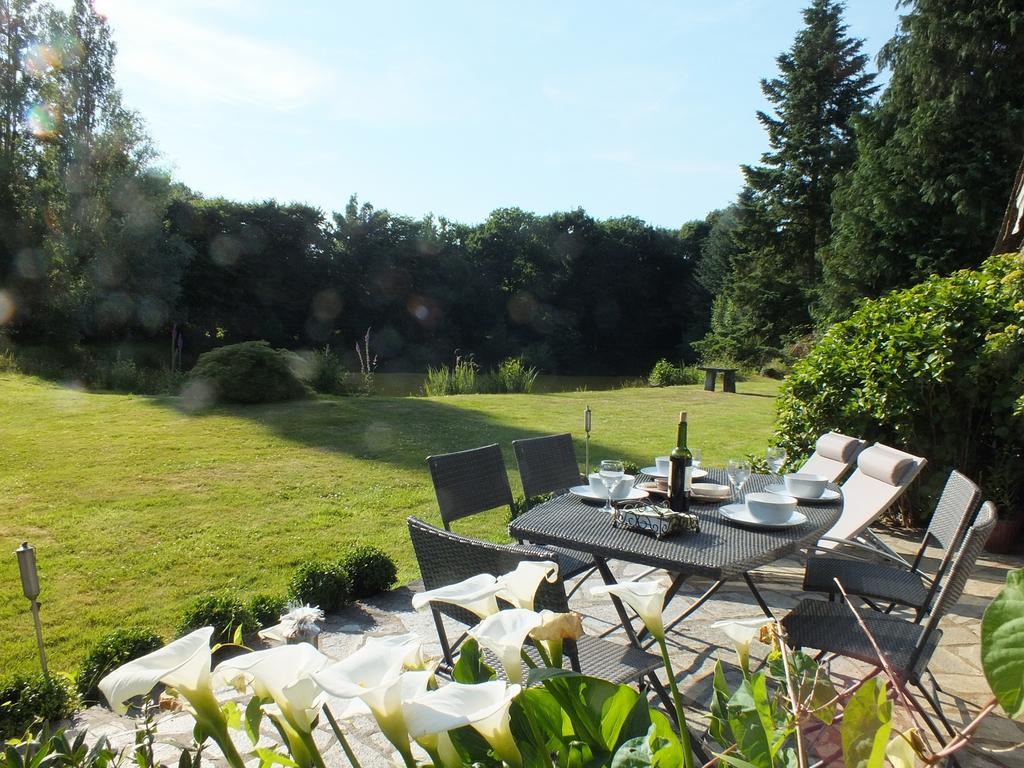 Gites De Lenvos Pontivy Extérieur photo