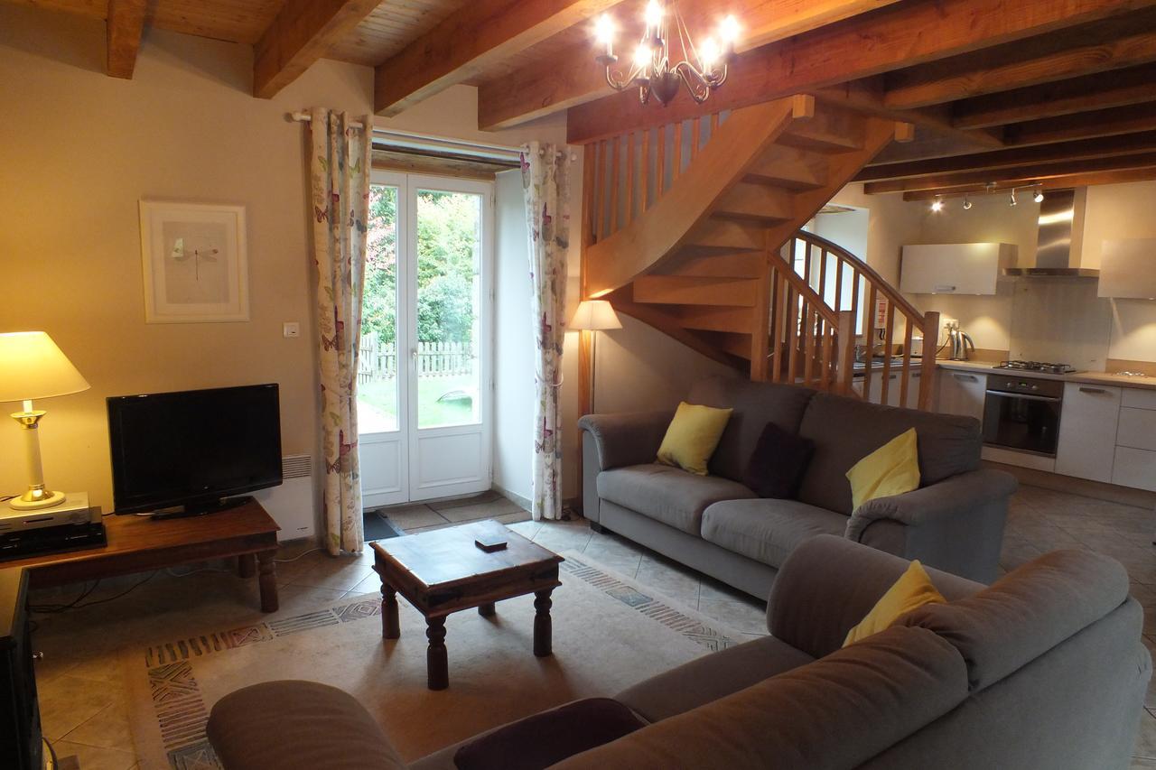 Gites De Lenvos Pontivy Extérieur photo