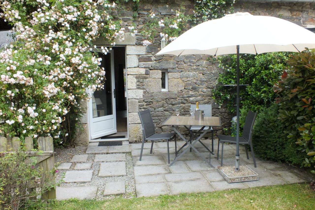 Gites De Lenvos Pontivy Extérieur photo
